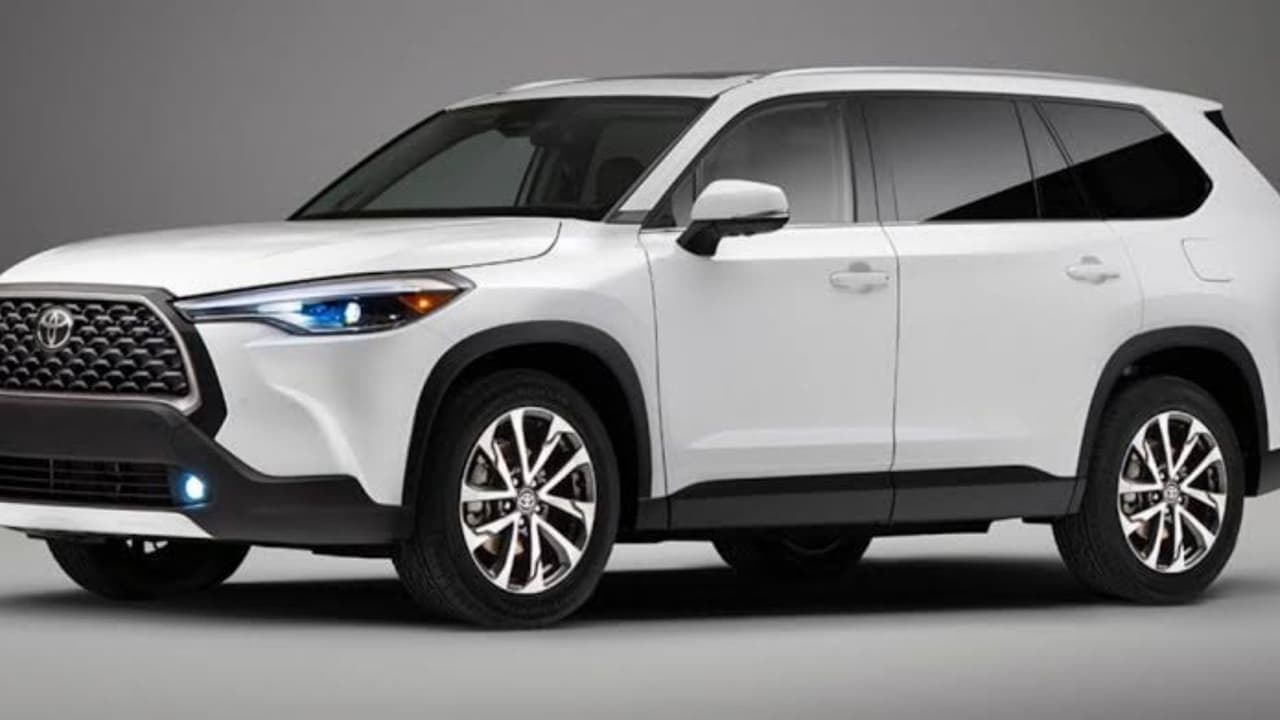 Japanese 7 Seater: ಜಪಾನ್ನಿಂದ ಬಂತು ಹೊಸ 7 ಸೀಟರ್ ಫ್ಯಾಮಿಲಿ ಕಾರ್! ಬೆಲೆ ₹17 ಲಕ್ಷ, ಮೈಲೇಜ್ ಎಷ್ಟು?