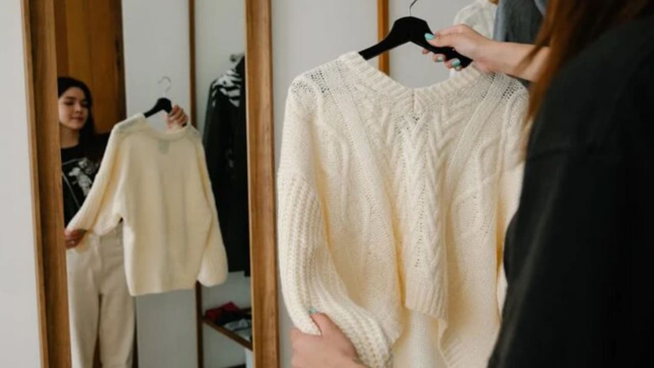 Fast Fashion: ಒಮ್ಮೆ ಧರಿಸಿ ಬಿಸಾಡಬೇಡಿ! ನಿಮ್ಮ ಬಟ್ಟೆ ಯಾವಾಗಲೂ ಹೊಸದಾಗಿ ಕಾಣಲು ಇಷ್ಟು ಮಾಡಿ ಸಾಕು!