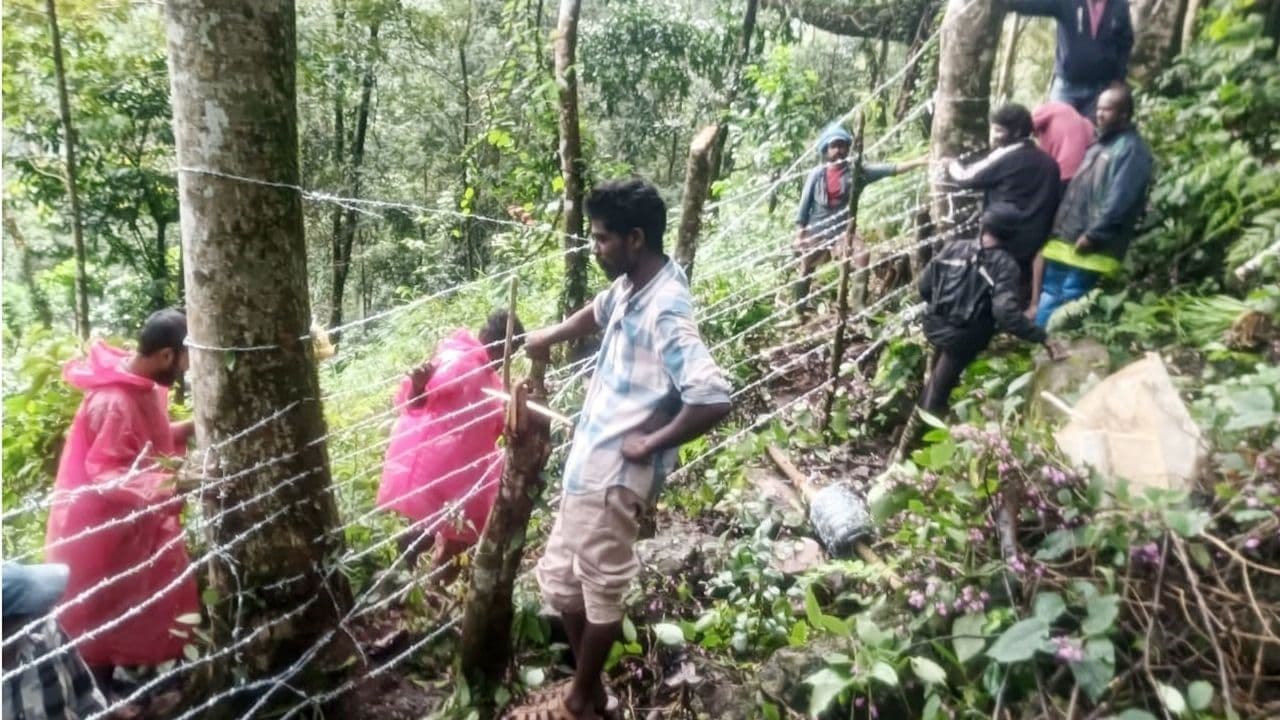 Kodagu Landslide: ಕುಂದಚೇರಿ ಬೆಟ್ಟದ ಸದ್ದು: ಕುಸಿತದ ಭೀತಿಯಲ್ಲಿ ಗ್ರಾಮ, ಸ್ಥಳಾಂತರ
