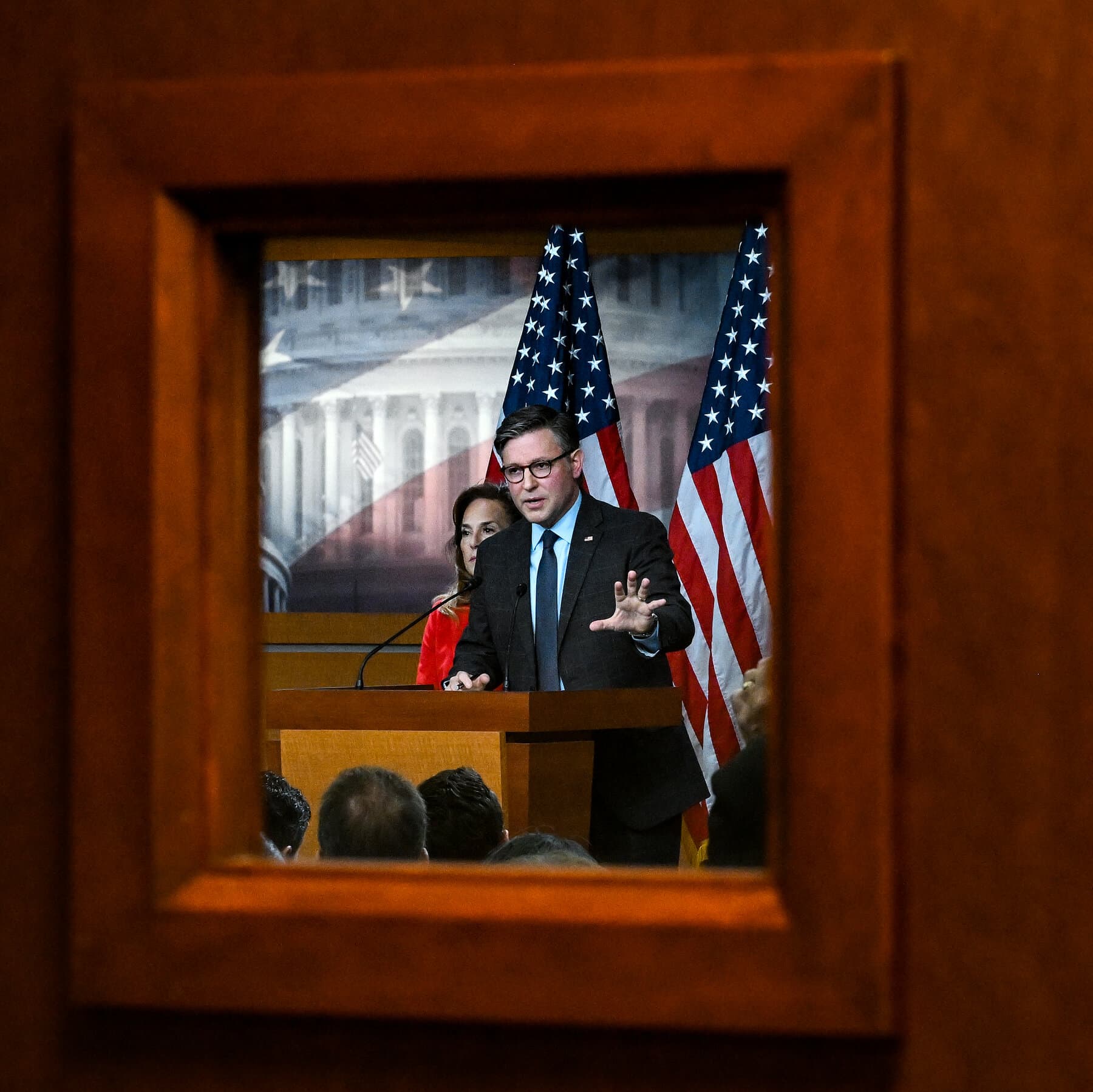 House Votes to Avert Government Shutdown Before Midterm Elections