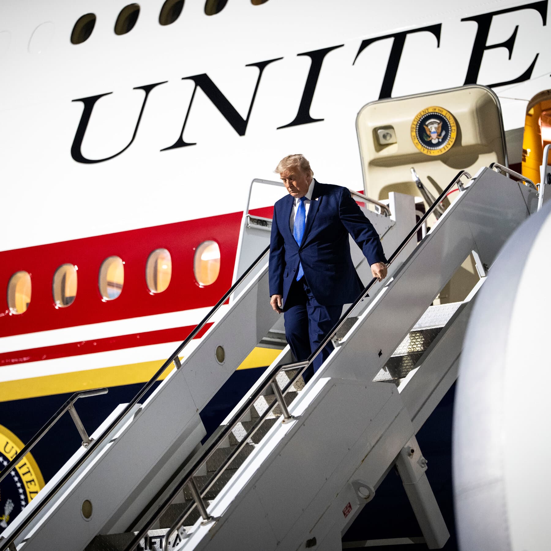 Trump Plans to Use Qatari Jet for Another Overseas Flight Despite Security Concerns
