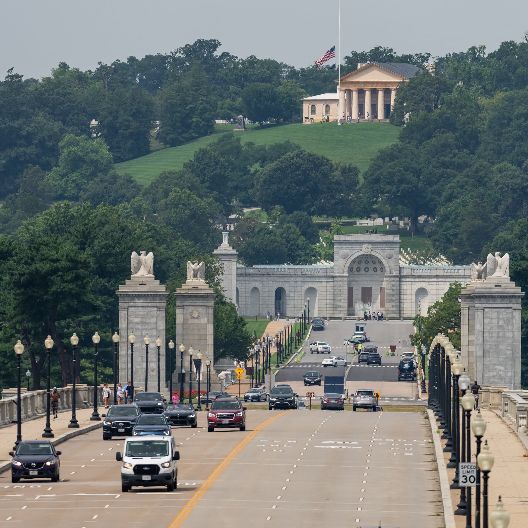 Is Work Starting for Trump’s Arch? It Depends Who’s Asking.