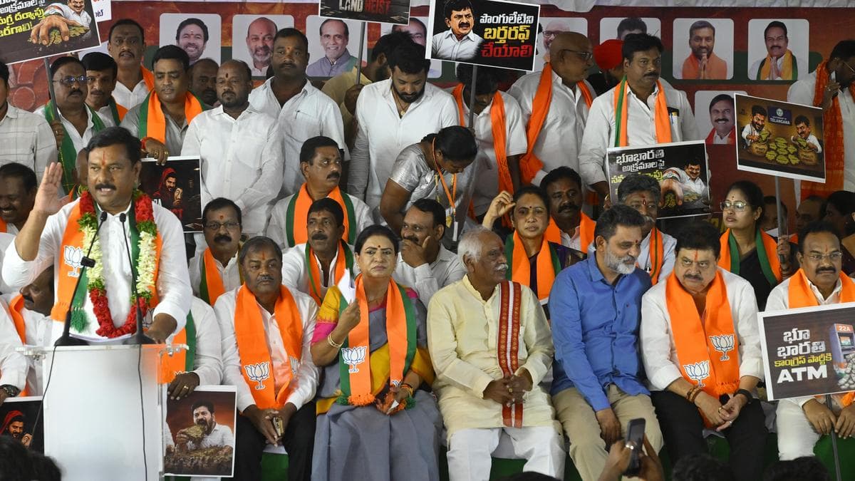 Telangana BJP demands judicial probe into 22A irregularities