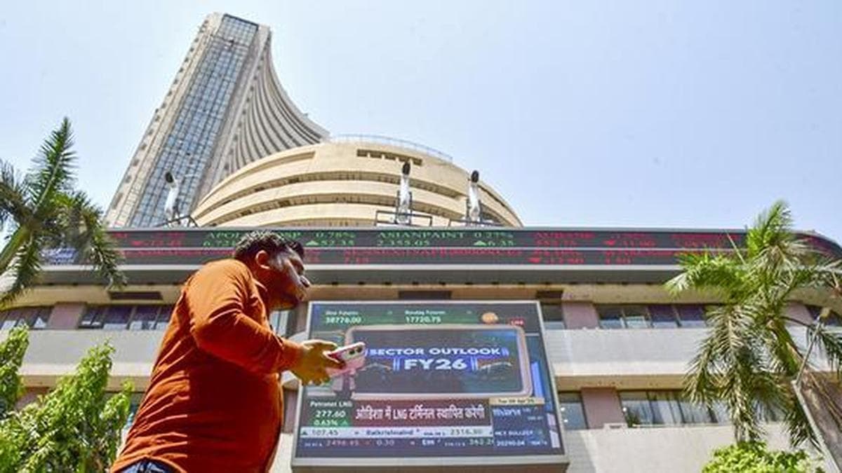 Markets decline amid West Asia conflict, concerns over possible U.S. interest-rate hike