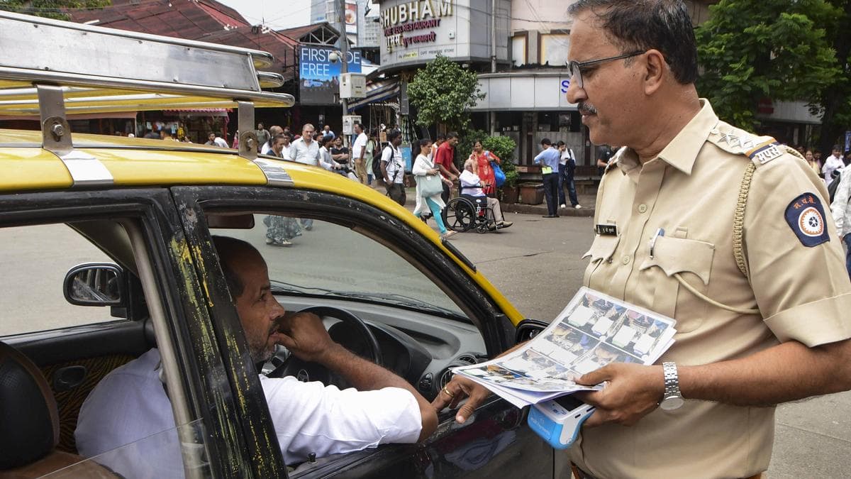 Now, Maharashtra CM says auto and taxi drivers will get 1 year to learn Marathi