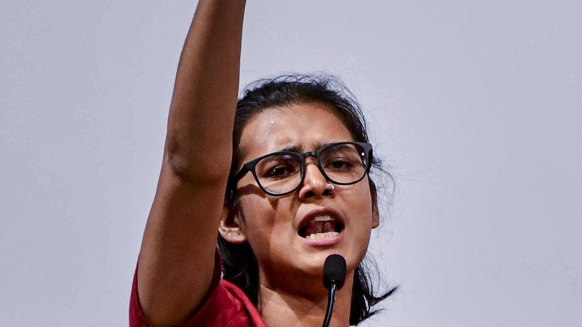 Neha Bora calls Bhardwaj symbol of youth crisis