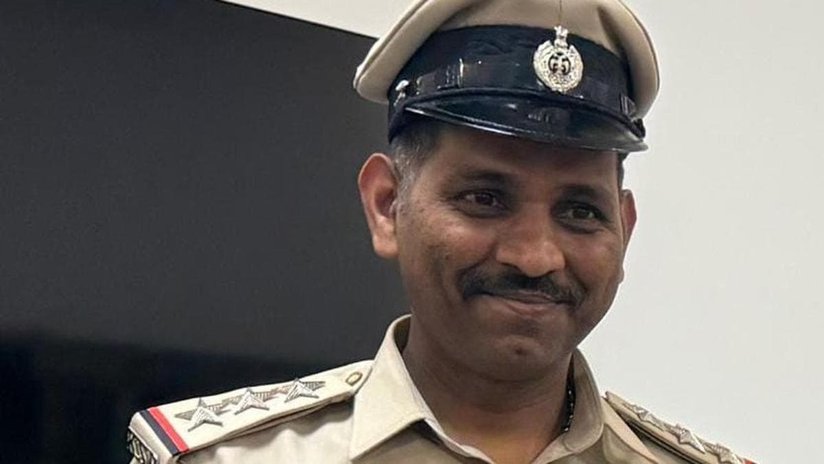 Bengaluru Police Inspector killed in road accident in Madhya Pradesh during cybercrime investigation