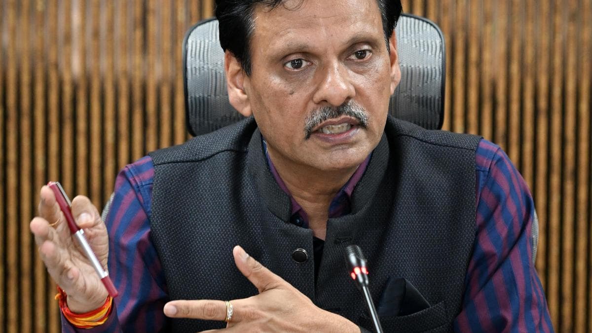 Train punctuality, operational safety top SCoR review meet