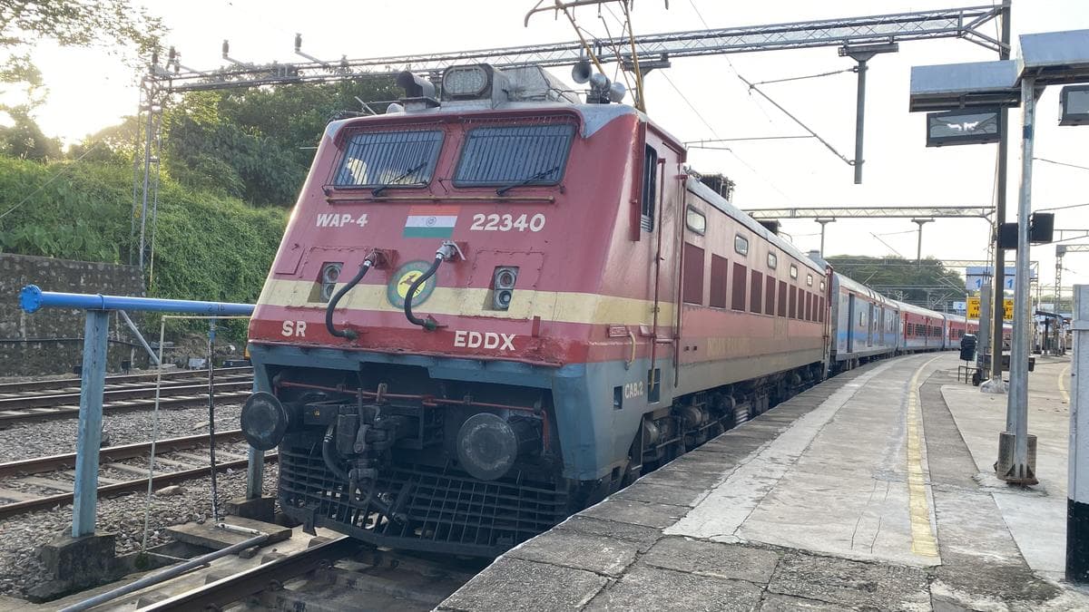 Central Railway to opt for vetiver grass plantation to curb soil erosion in ghat sections
