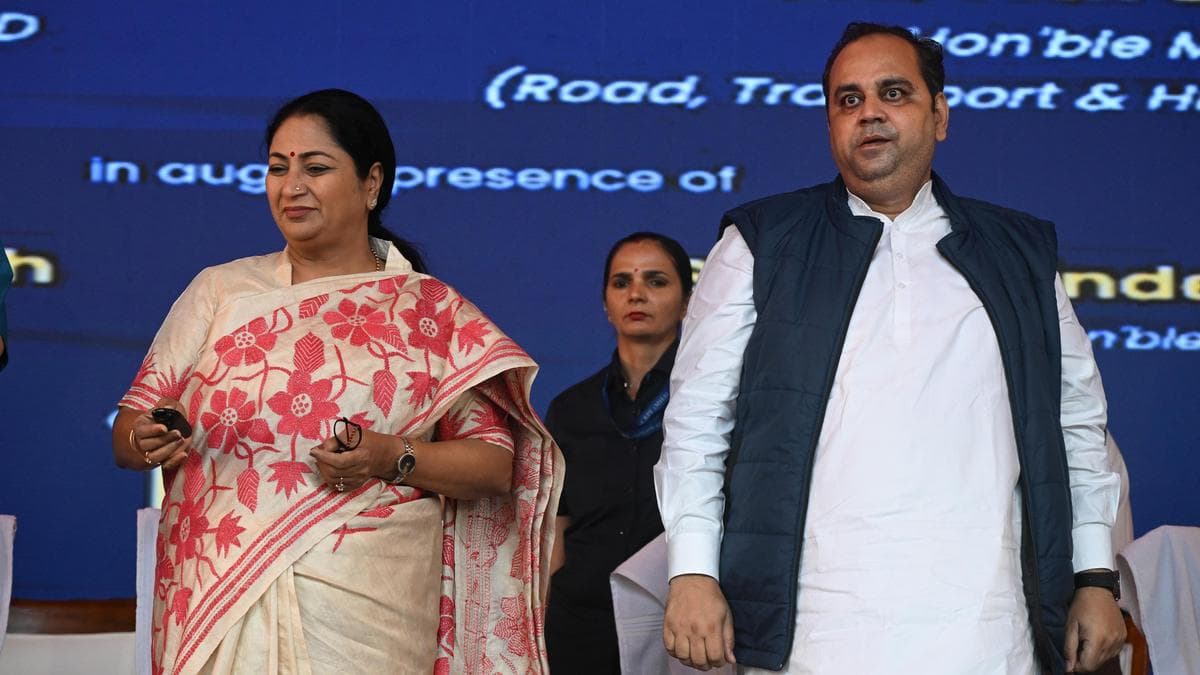 Pink tickets to continue till Sept. 17; Saheli cards mandatory thereafter, say officials