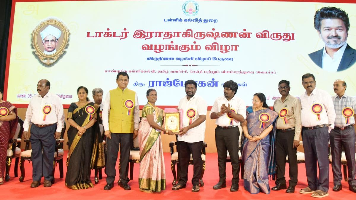 396 teachers in Tamil Nadu honoured with Dr. Radhakrishnan Award