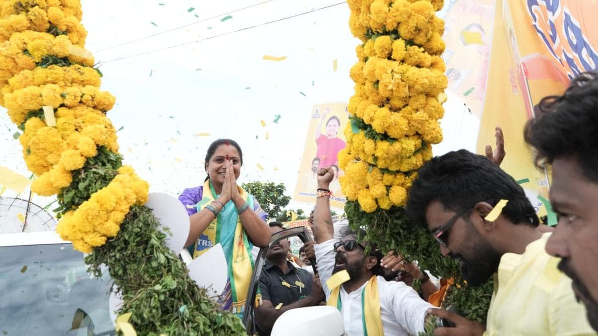 Kavitha gets emotional on return to Nizamabad, targets BRS leaders
