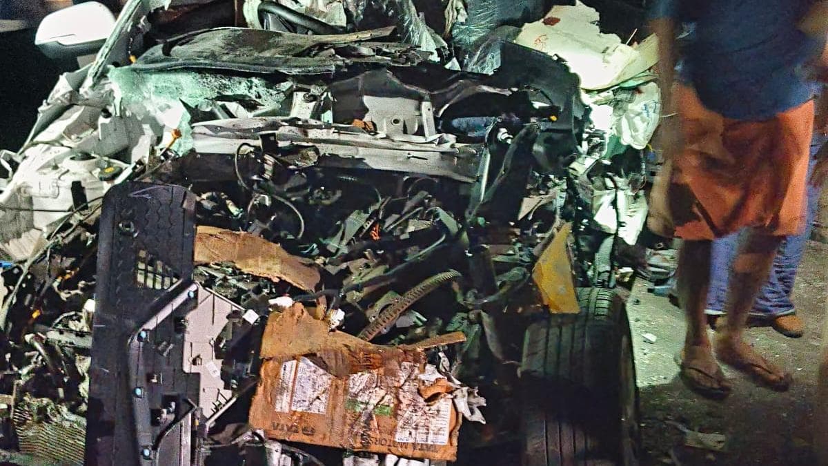 Eight T.N. engineering students killed as car rams parked lorry on NH 66 in Keralam’s Thrissur