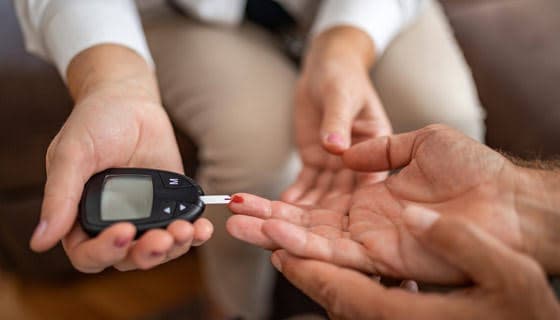 ఏపీలో 38% మందికి బీపీ, షుగర్..!