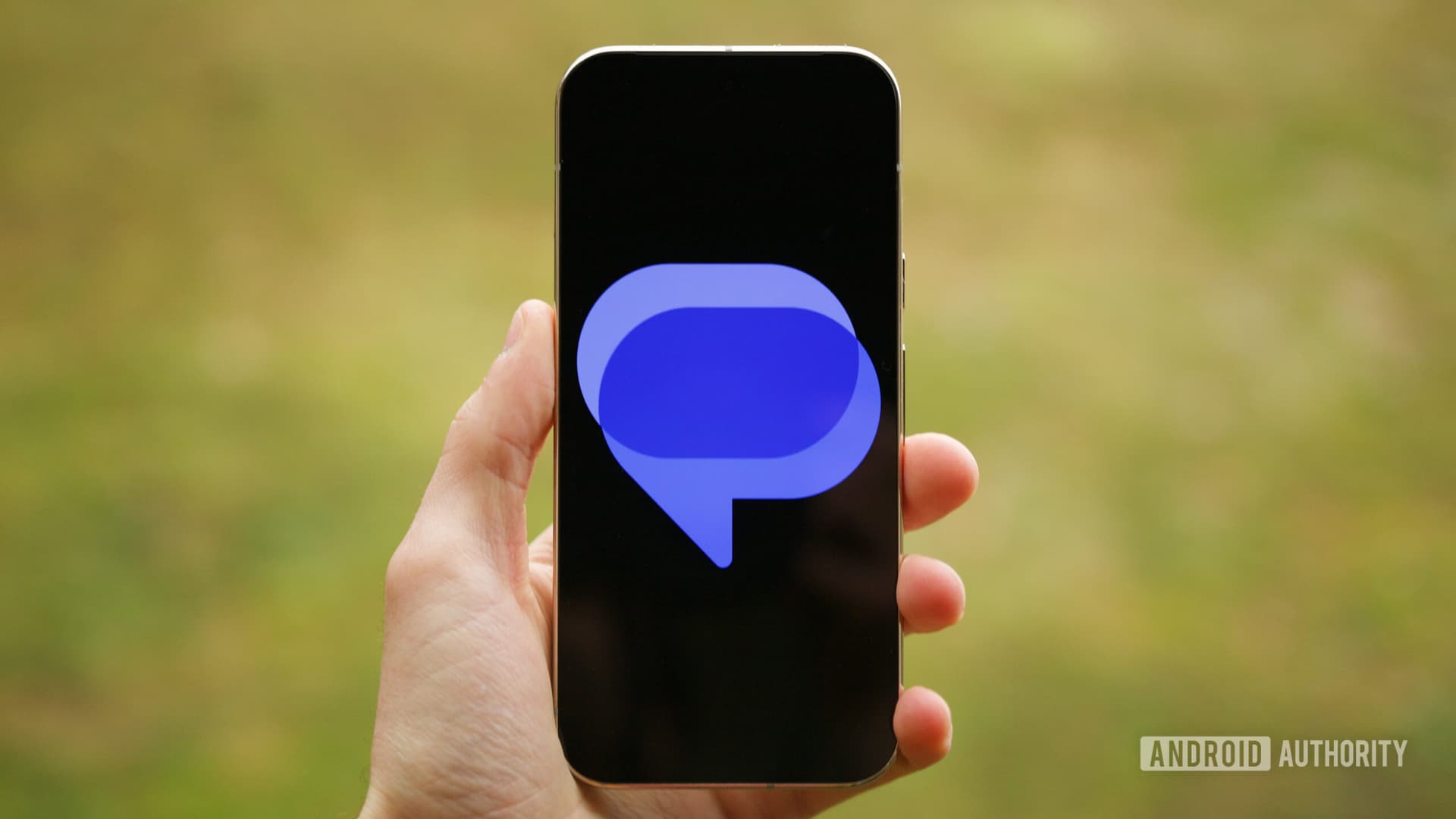 Google Messages has a bizarre bug that’s sending old texts to random people