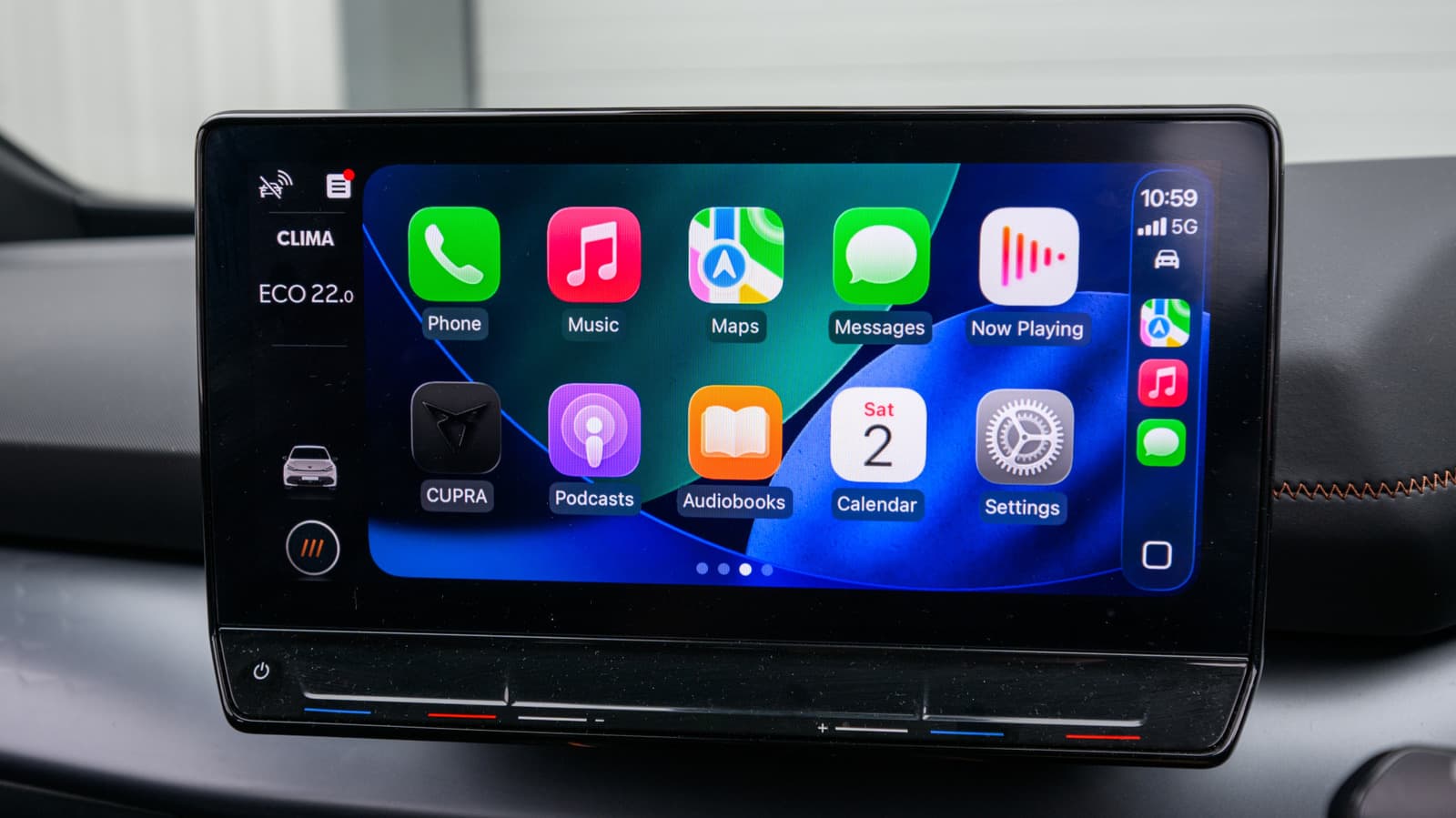 When are portable Apple CarPlay screens actually worth it?