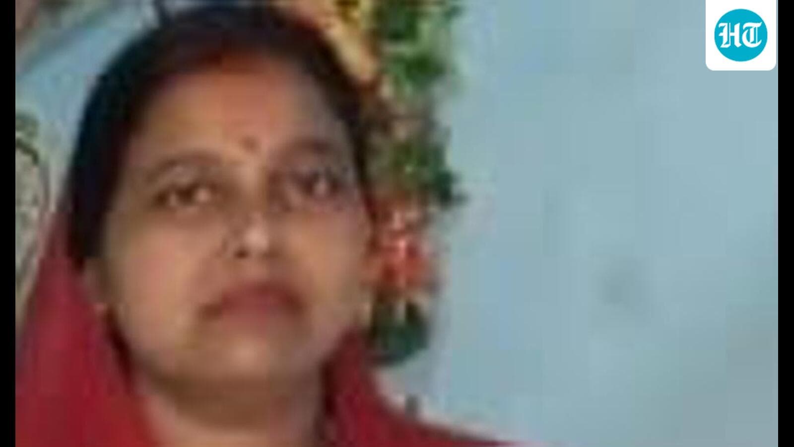 Lucknow cop held for killing wife with iron rod