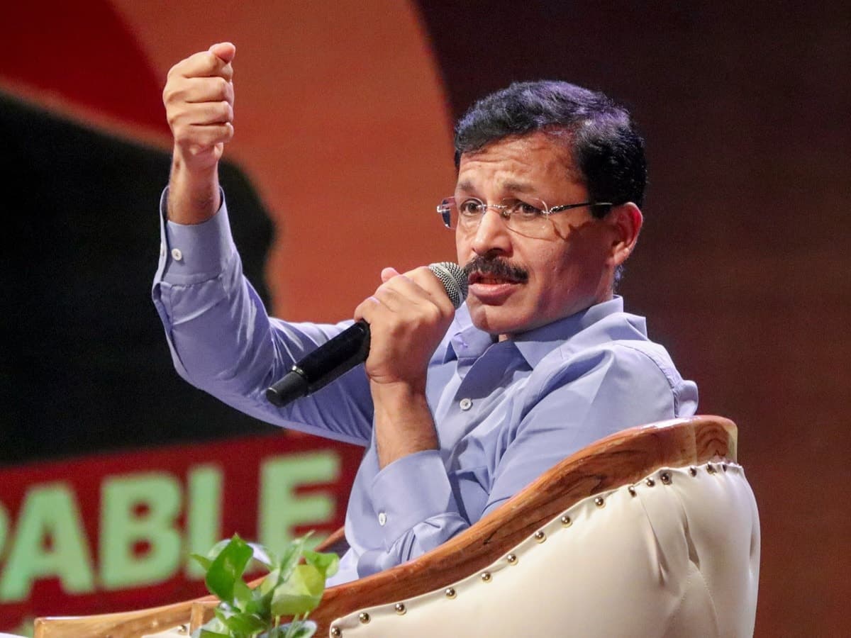 एक्सपायरी डेट बदलकर बेच रहे लेज, कुरकुरे और मैग्गी; तुकाराम मुंढे के FDA का बड़ा ऐक्शन