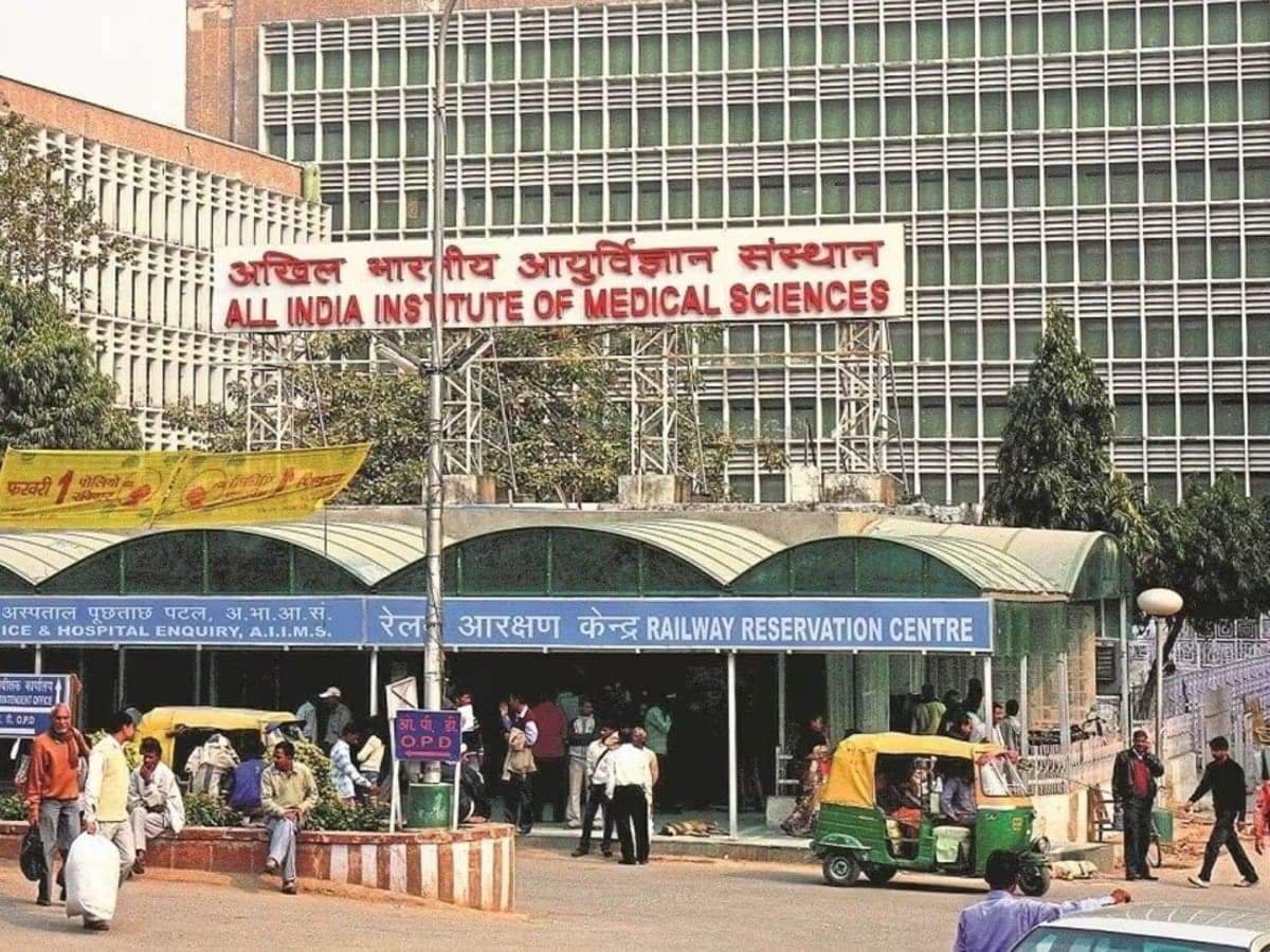 सर्जरी के लिए तारीख पर तारीख देने के आरोप; तन्वी की मौत पर AIIMS ने बनाई जांच कमेटी
