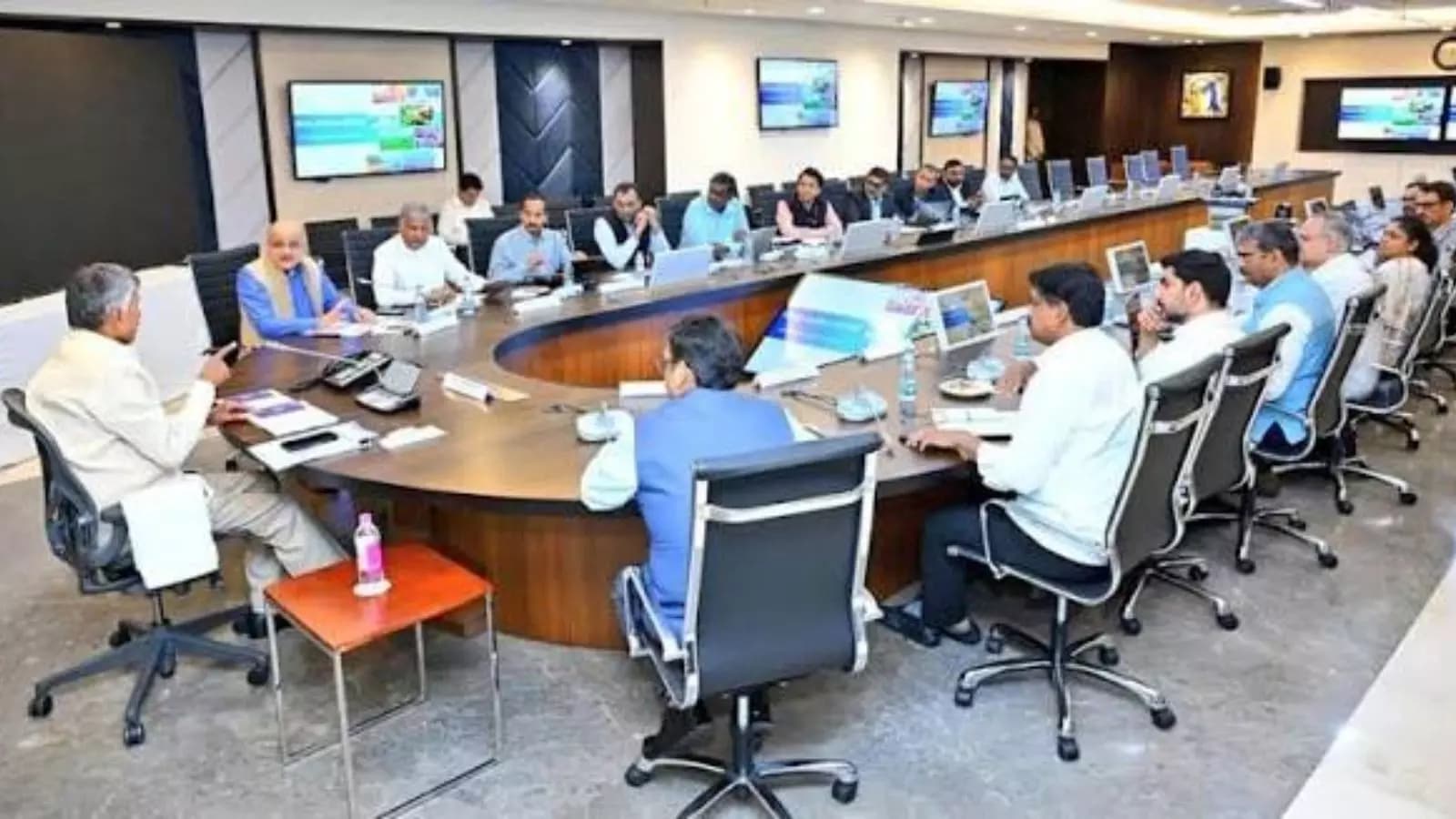 Cabinet : నేడు ఏపీ కేబినెట్ భేటీ.. కీలక అంశాలివే